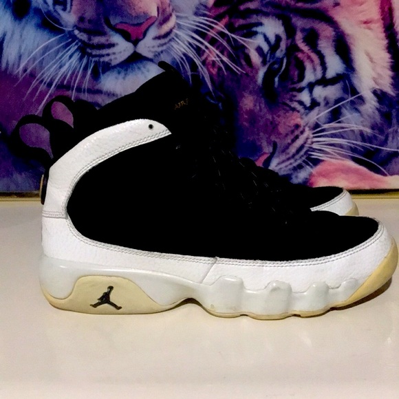 Air Jordan 9 Retro ‘City Of Flight’ - Picture 2 of 4